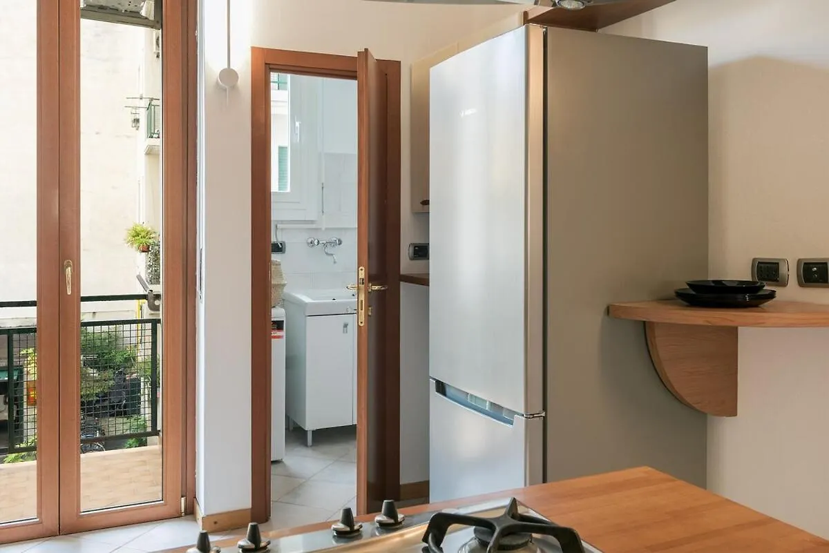 Exclusive Design Apartment - Duomo - Free Parking Milano