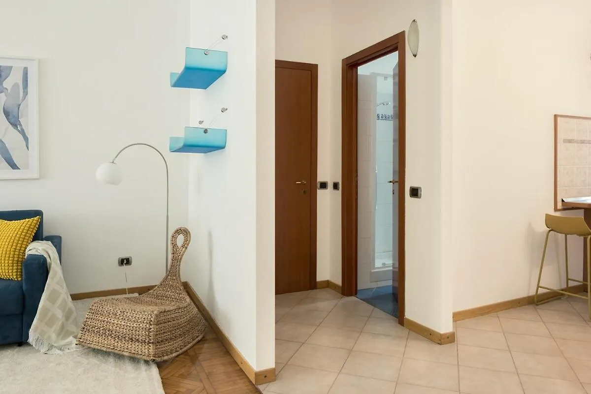 Exclusive Design Apartment - Duomo - Free Parking Milano 0*,