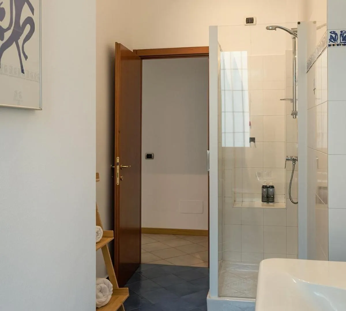 Exclusive Design Apartment - Duomo - Free Parking Milano